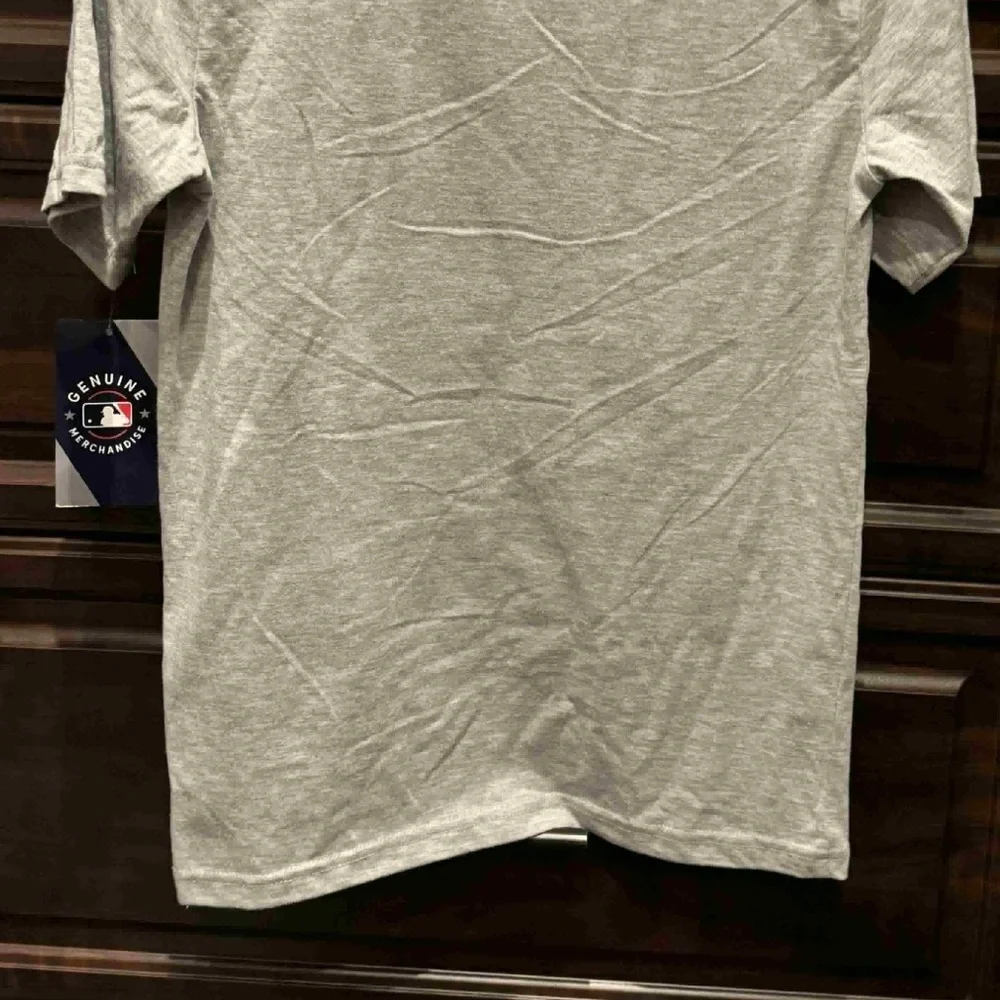 Chicago Cubs Kids Gray T-Shirt MLB BOYS LARGE